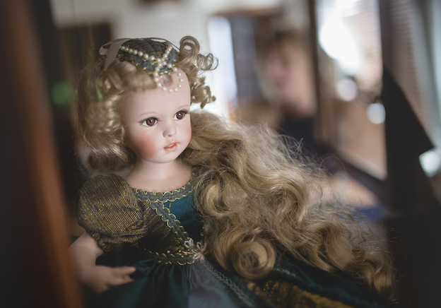 How to Determine the Value of Your Antique Dolls