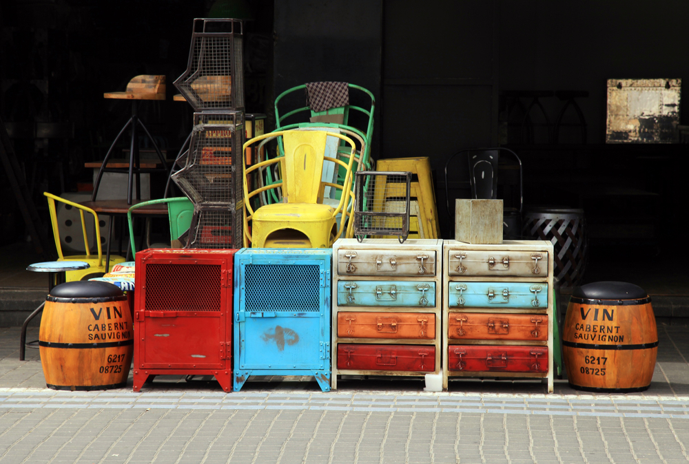 The Ultimate Guide to Revive Your Old Furniture - Catawiki