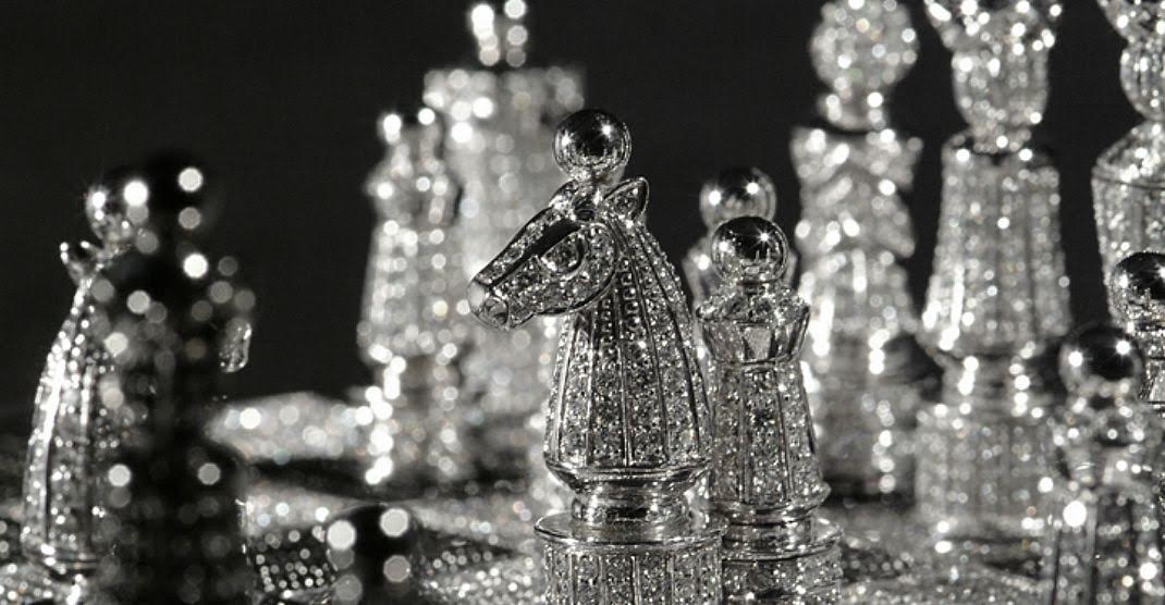 Clube Camaquense de Xadrez - Peças de xadrez Jewel Royale – US$ 9.8 milhões  O conjunto de xadrez Jewel Royale é posição líder nesta seleção, dos 10  jogos de xadrez mais caros