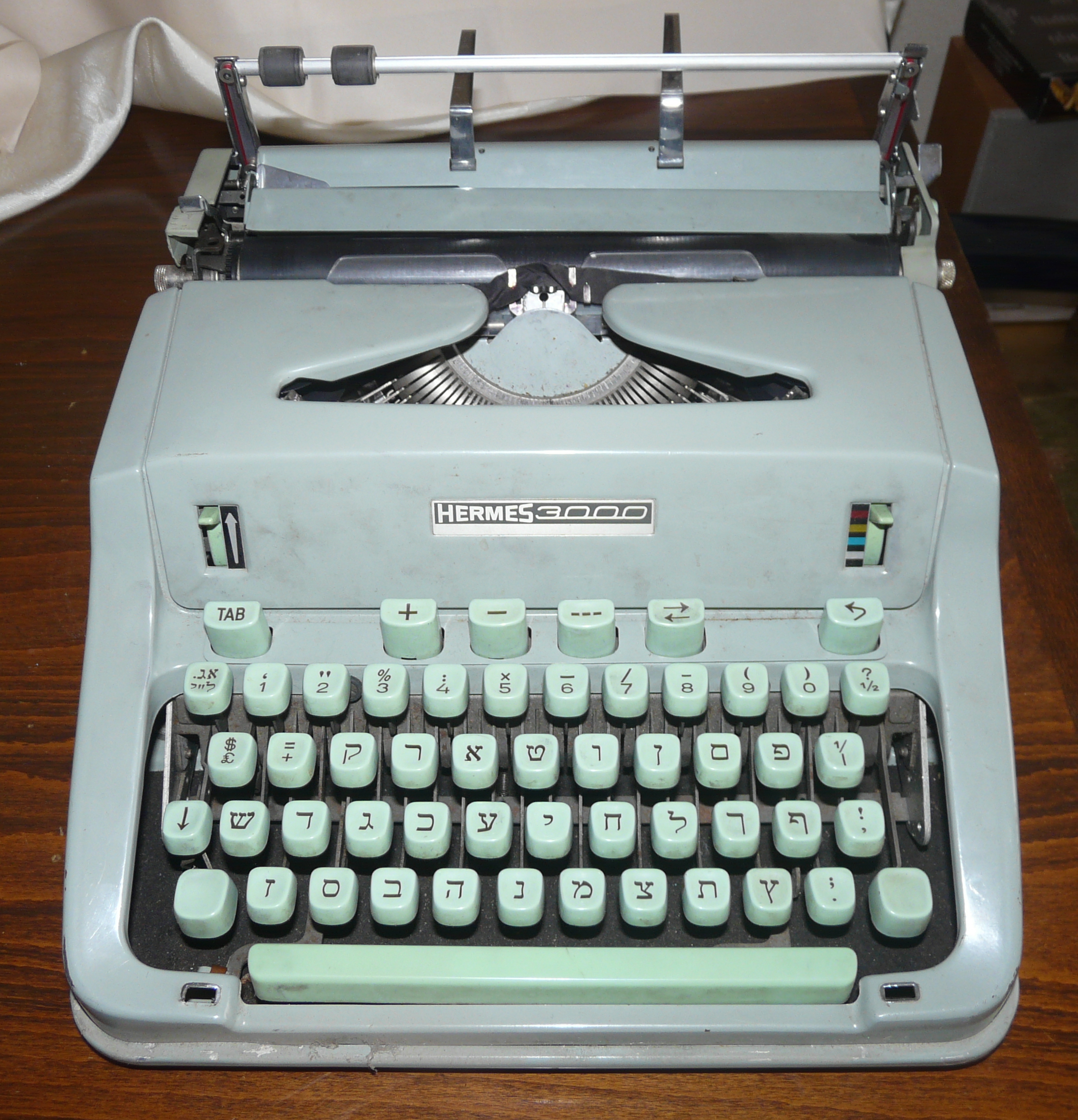 sacrément bien réglé en 10 lettres