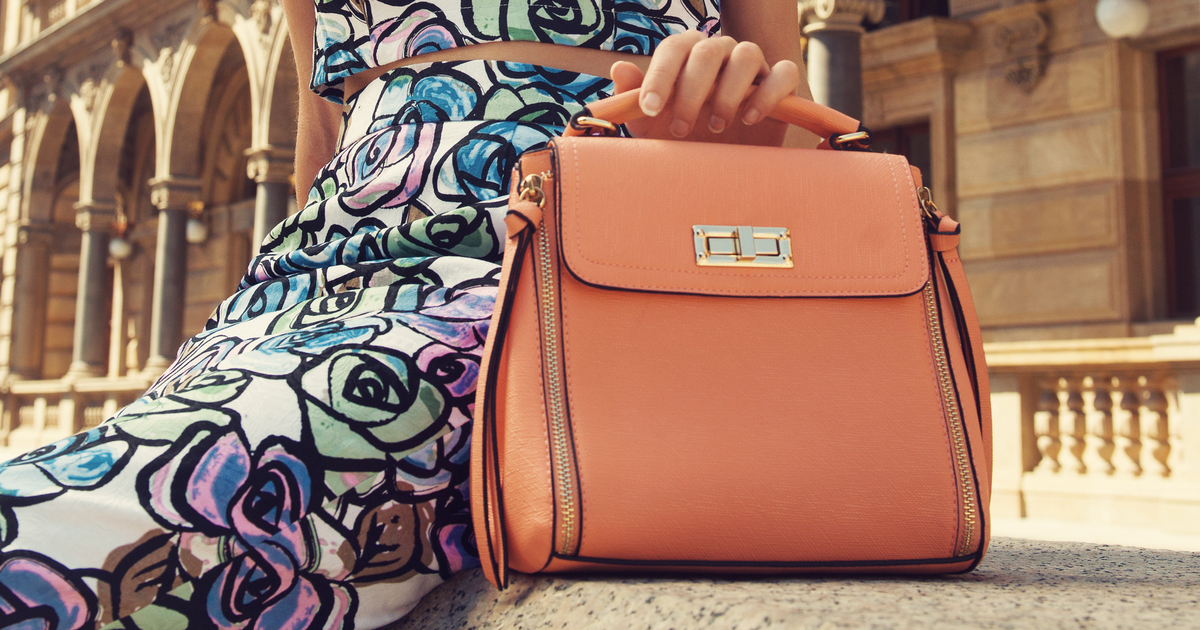 How to determine the value of your designer handbag - Catawiki