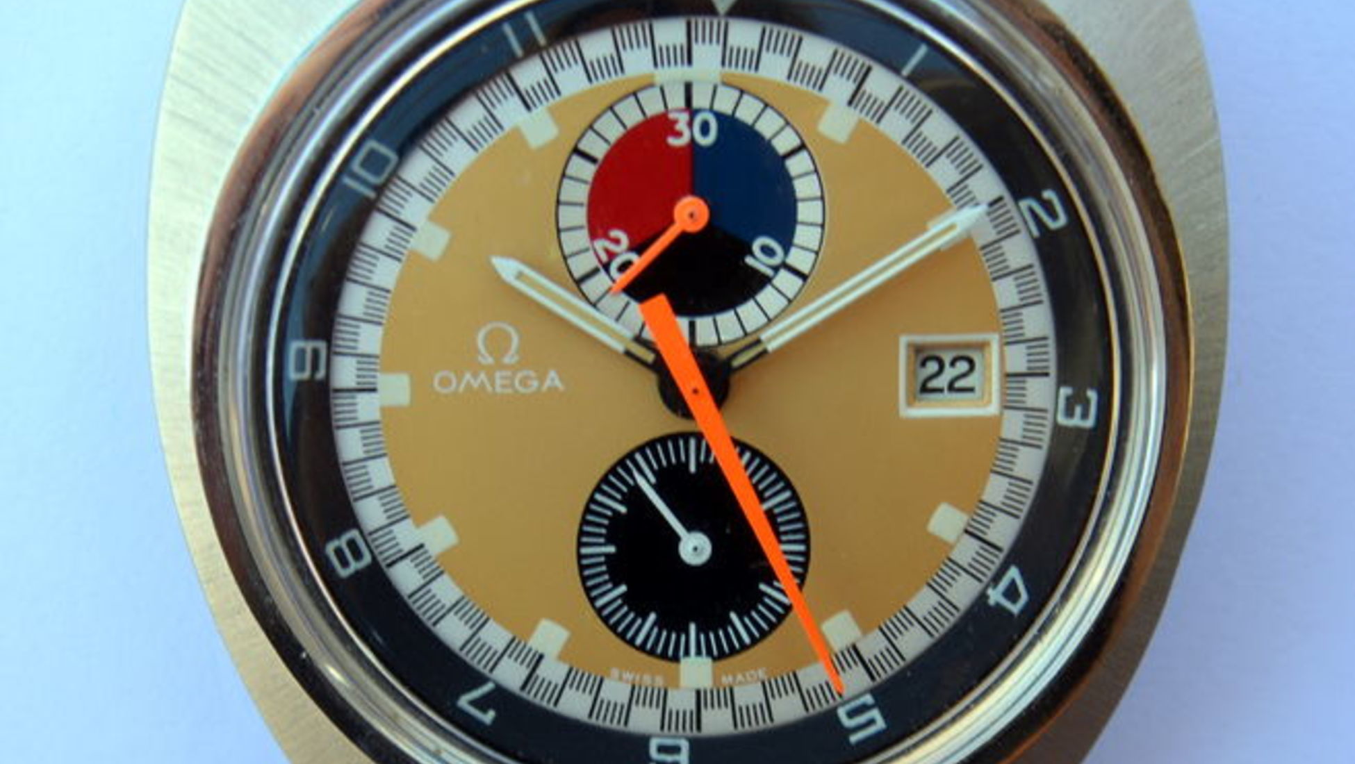 Por qu deber as invertir en un reloj Omega antiguo hoy mismo