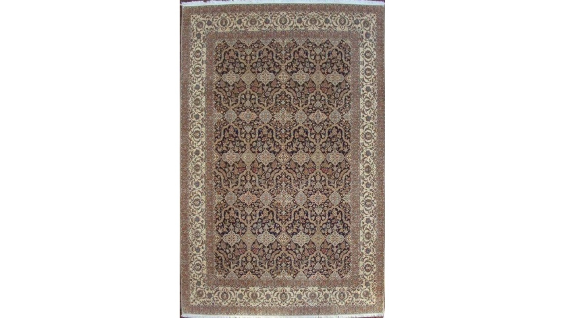 vacht Vertolking Verkleuren Hoe bepaal je de waarde van een Oosters tapijt? - Catawiki