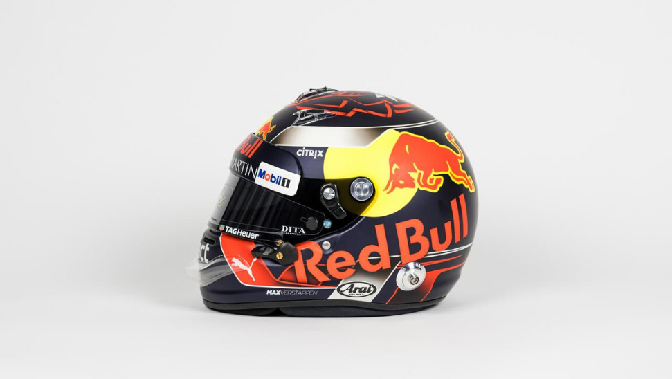 Formula 1 best sale helmet design